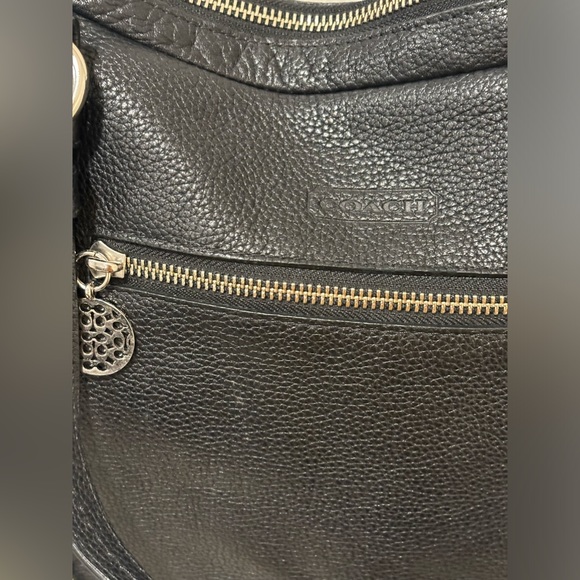 Coach pebble leather convertible - Picture 4 of 10